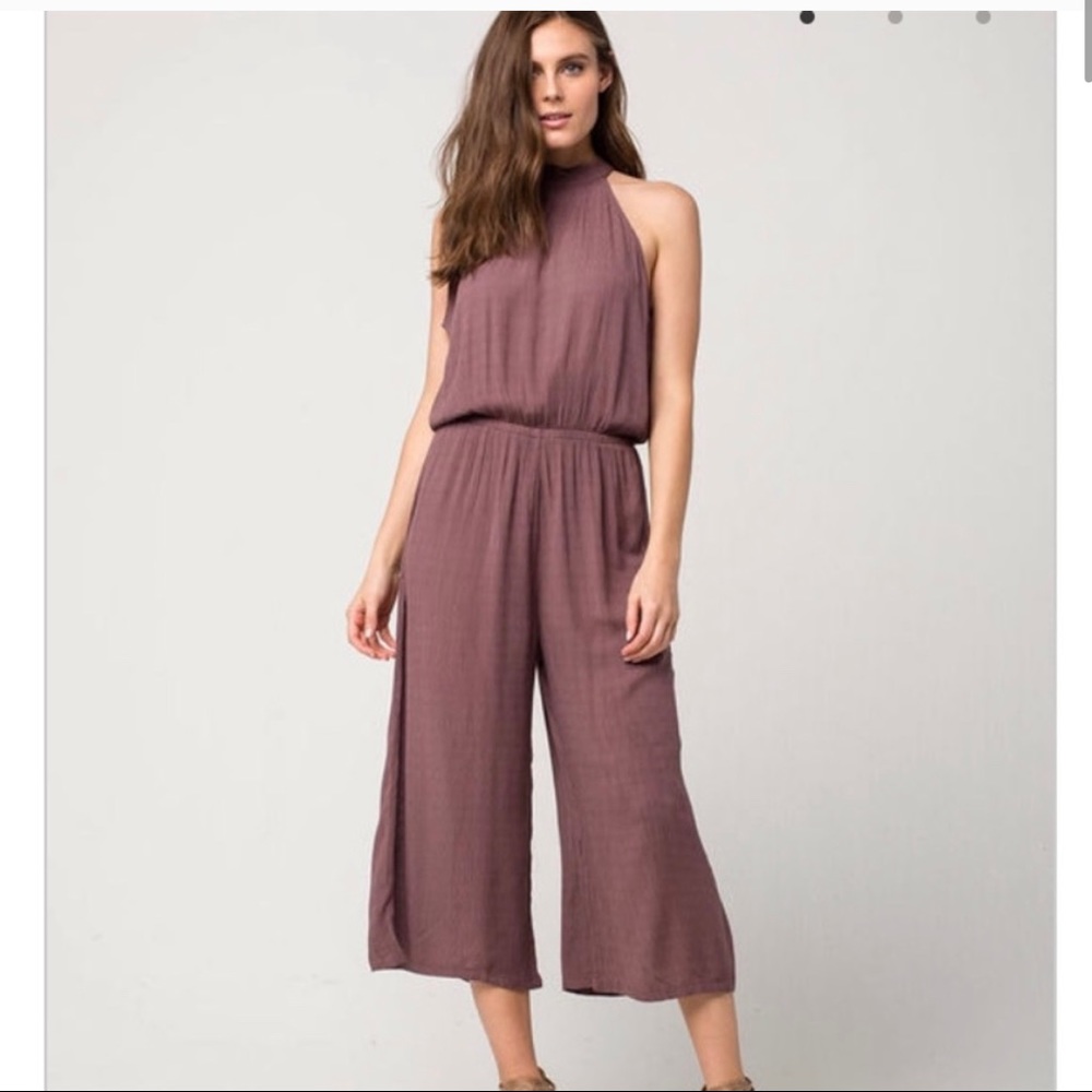 O’Neill Romper Size L NWT Purple